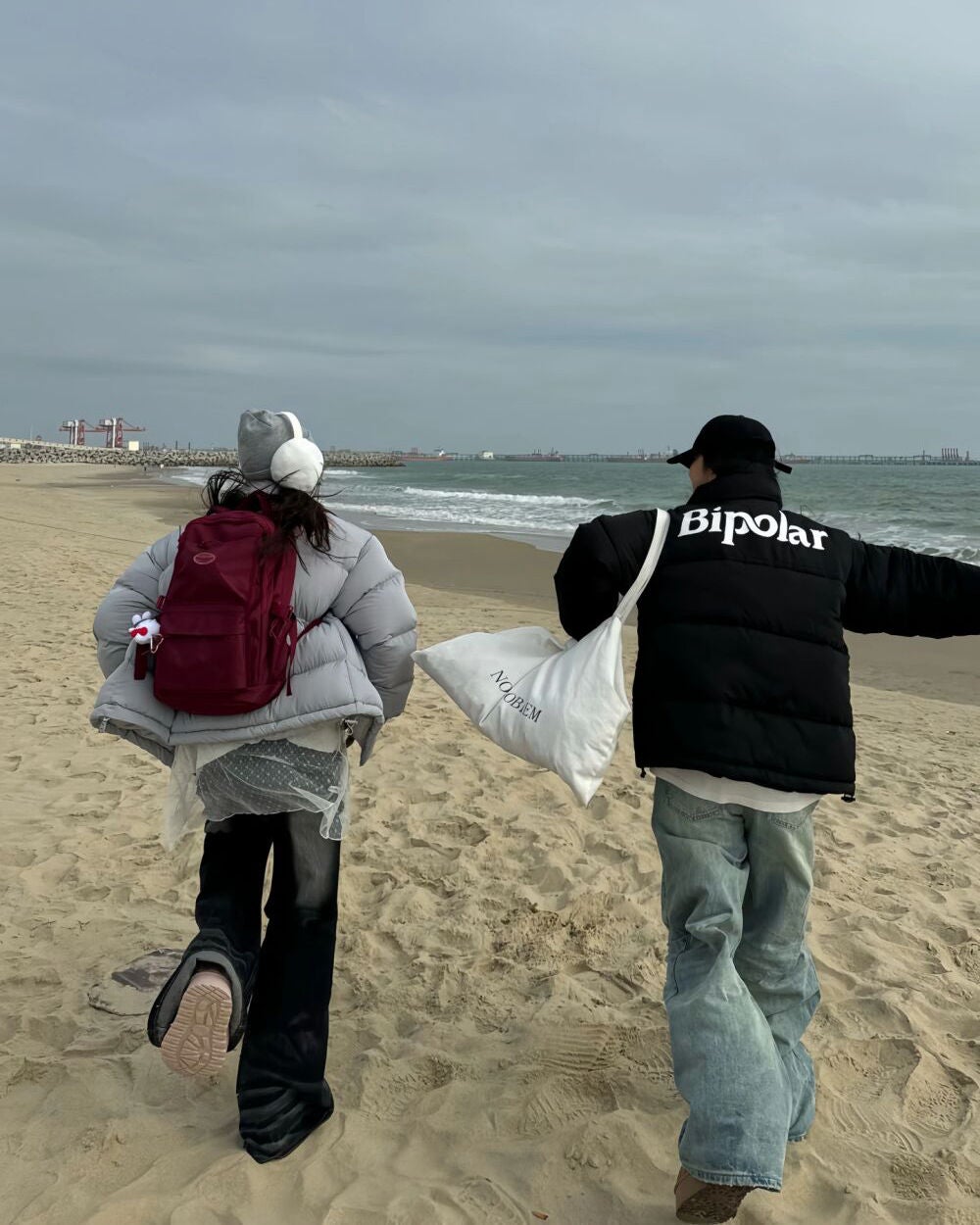 ひとみ on LIPS 「親友と会うの楽しみだ#コーデ#ファッション#韓国コーデ#韓国雑..」(2枚目)