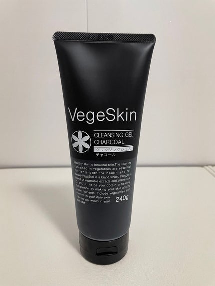 ベジスキン クレンジングジェル チャコールのクチコミ「こんにちは☺︎!ベジスキンさんからクレンジングジェル チャコールという新しい商品が出たみたいで.....」(1枚目)