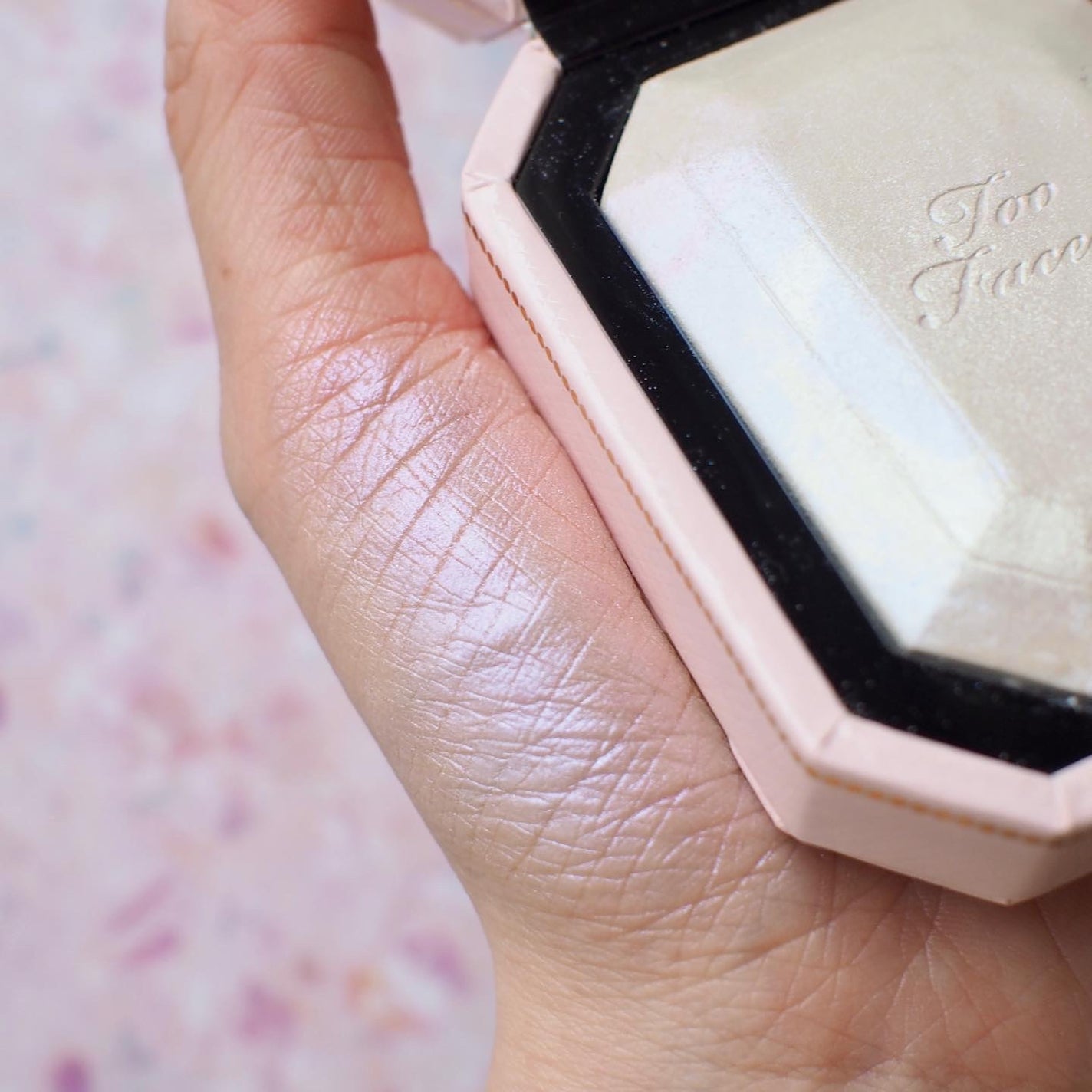 ダイヤモンドライト マルチユース ハイライター/Too Faced/パウダーハイライトを使ったクチコミ(4枚目)