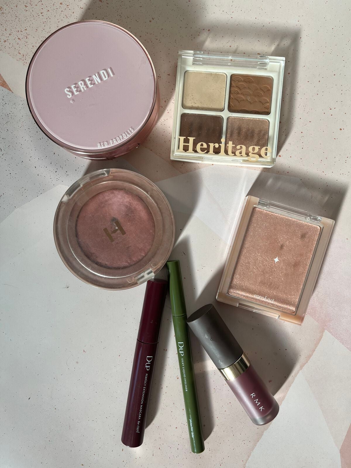 トゥルーディメンショングロウチーク/hince/パウダーチークを使ったクチコミ(1枚目)