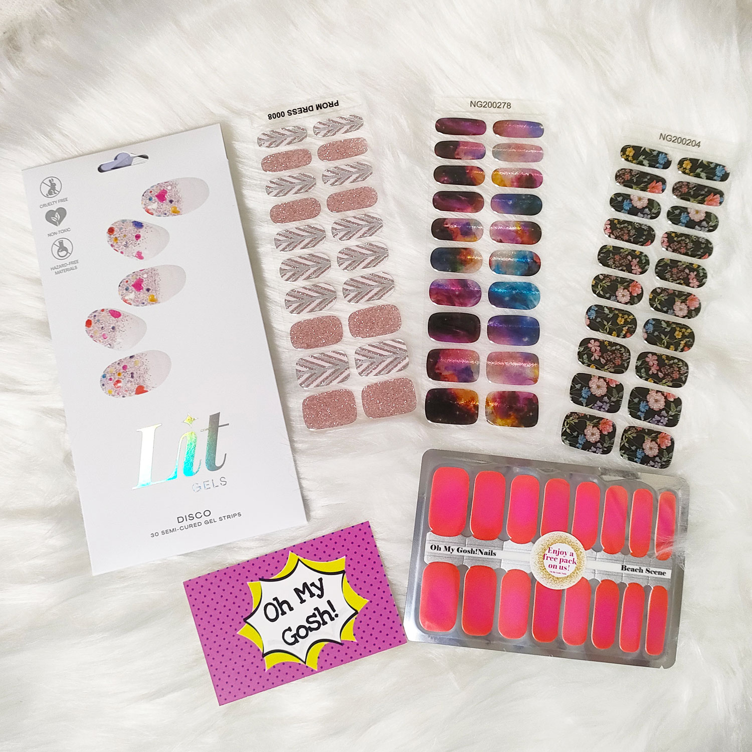 ジェルネイルシールばっかり買ってる…😅

イギリスのoh my goshさんで購入
1週間ちょっとで到着💡
・GOING DUTCH（NG00204）
・COSMIC PANTHER（NG200278）
・PROM DRESS
・DIS