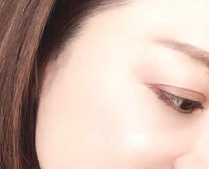 マットラディアンス ベイクドパウダー ハイライト01/ローラ メルシエ/パウダーハイライトを使ったクチコミ(2枚目)