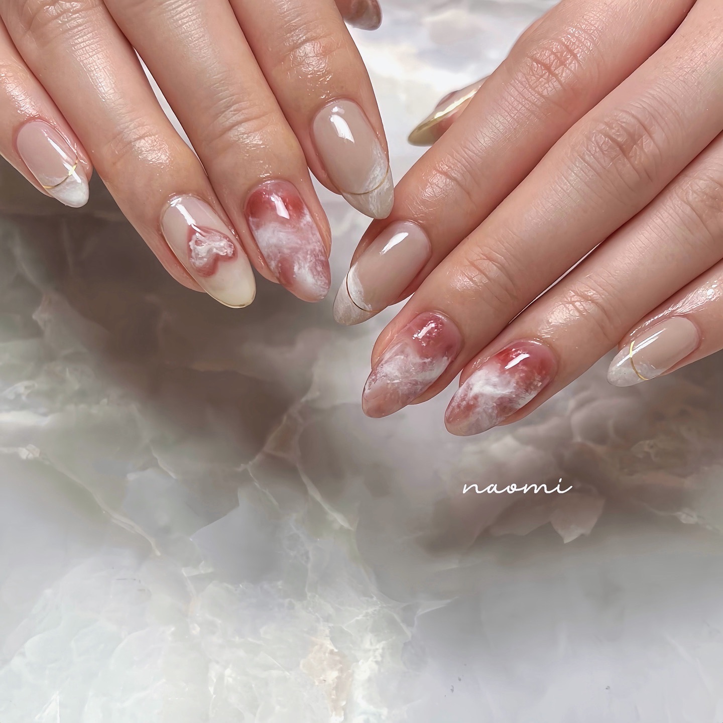 #いちごみるくネイル,#いちごラテネイル,#フレンチネイル,#ハートネイル,#ぷっくりネイル,#ニュアンスネイル,#春ネイル,#もやもやネイル,#冬ネイル,#セルフネイル,#大人可愛いネイルのネイルデザイン