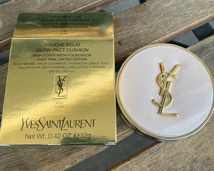 ラディアント タッチ グロウパクト/YVES SAINT LAURENT BEAUTE/クッションファンデーションを使ったクチコミ(1枚目)