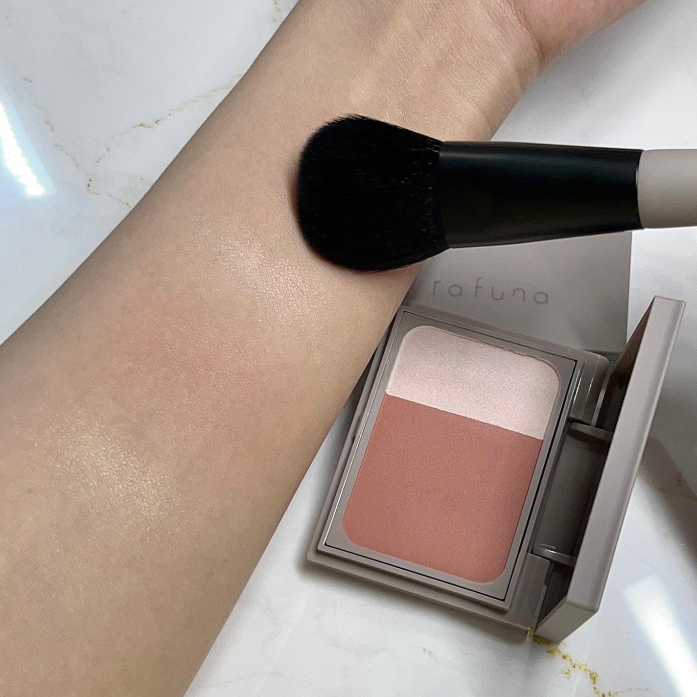 シアーブラッシュ /rafuna/パウダーチークを使ったクチコミ(3枚目)
