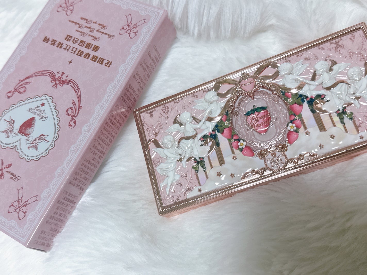 ストロベリーキューピッドコレクション メイクアップパレット/FlowerKnows/アイシャドウパレットを使ったクチコミ(4枚目)