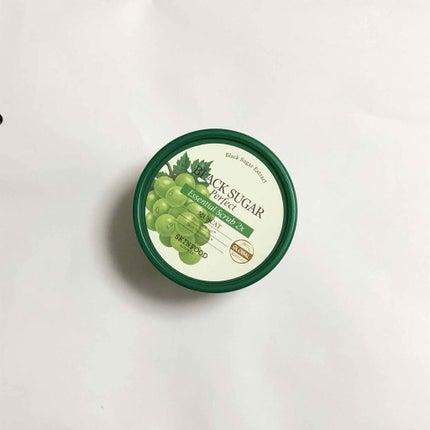ブラックシュガーパーフェクトエッセンシャルスクラブ 2X マスカット/SKINFOOD/洗い流すパック・マスクを使ったクチコミ(3枚目)