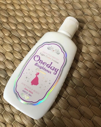 ワンデイブライトナー プレミアム/セラ/クリーム・エマルジョンファンデーションを使ったクチコミ(1枚目)