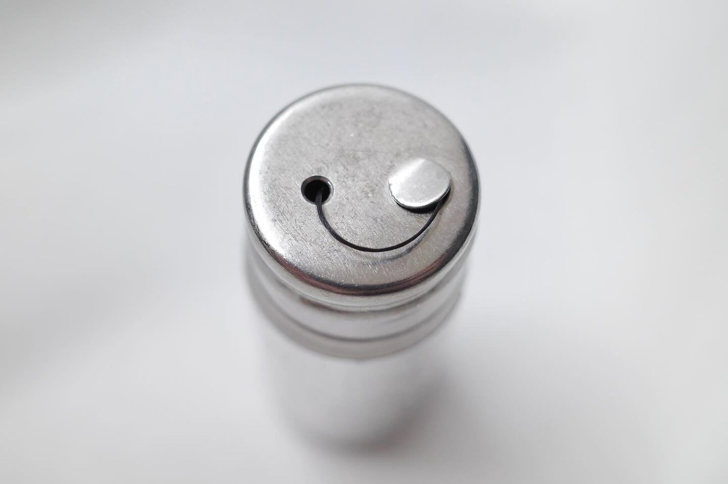 フィル・ダンテール(オレンジ)/オフィシーヌ・ユニヴェルセル・ビュリー/デンタルフロス・歯間ブラシを使ったクチコミ(2枚目)