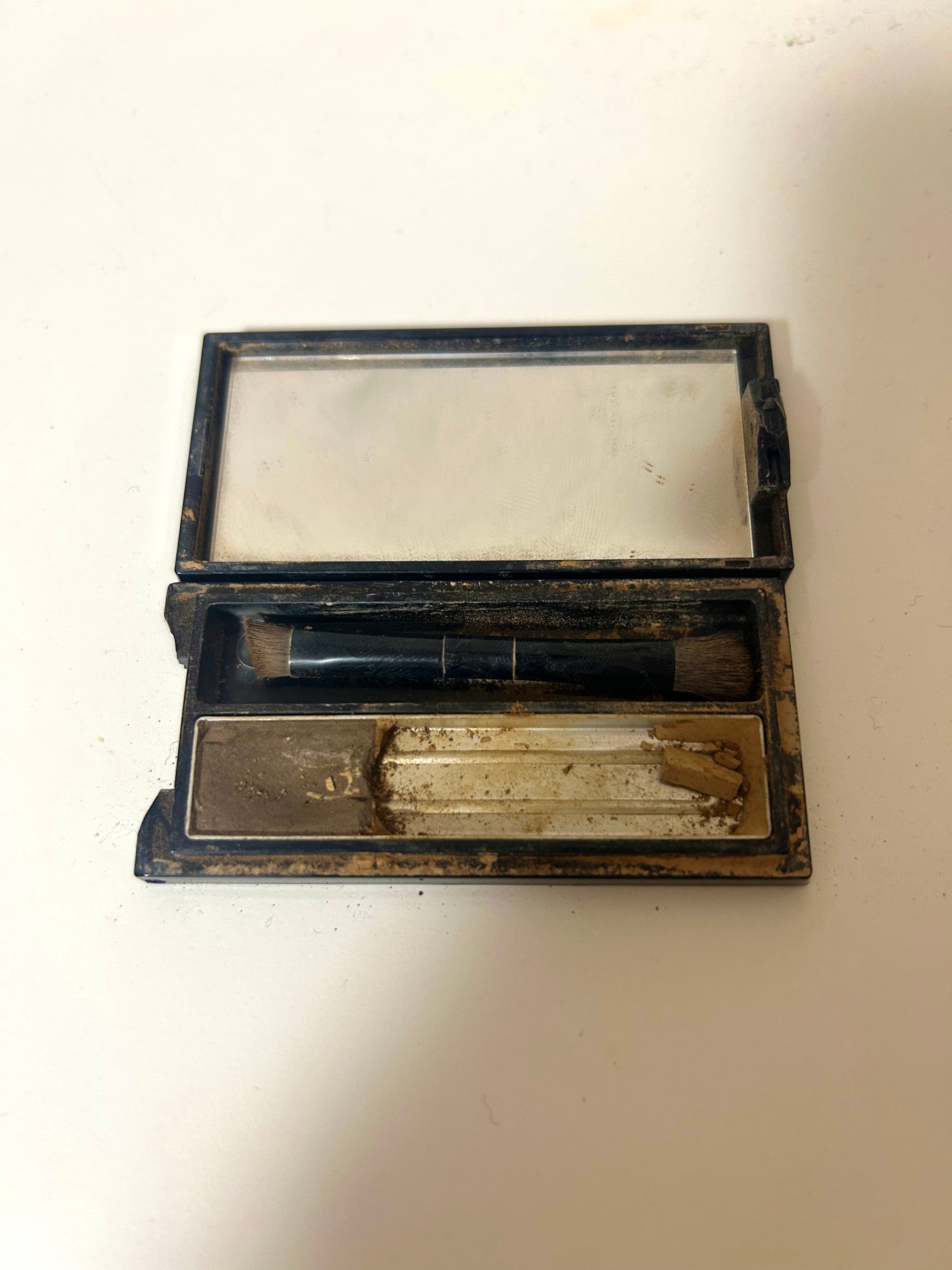 ヴィセ リシェ アイブロウパウダー/Visée/パウダーアイブロウを使ったクチコミ(1枚目)