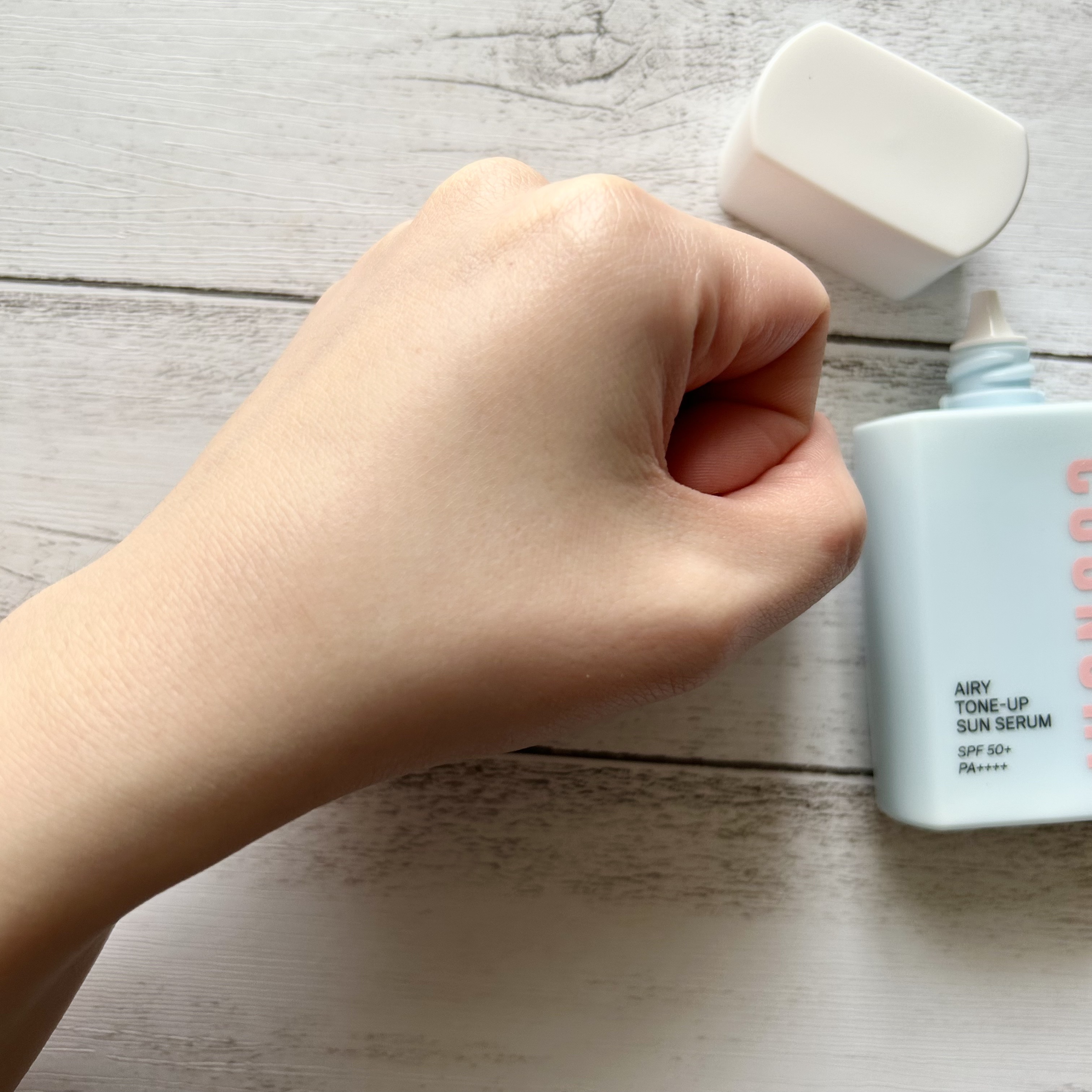 エアリーサンセラム/COSNORI/日焼け止めローションを使ったクチコミ（3枚目）