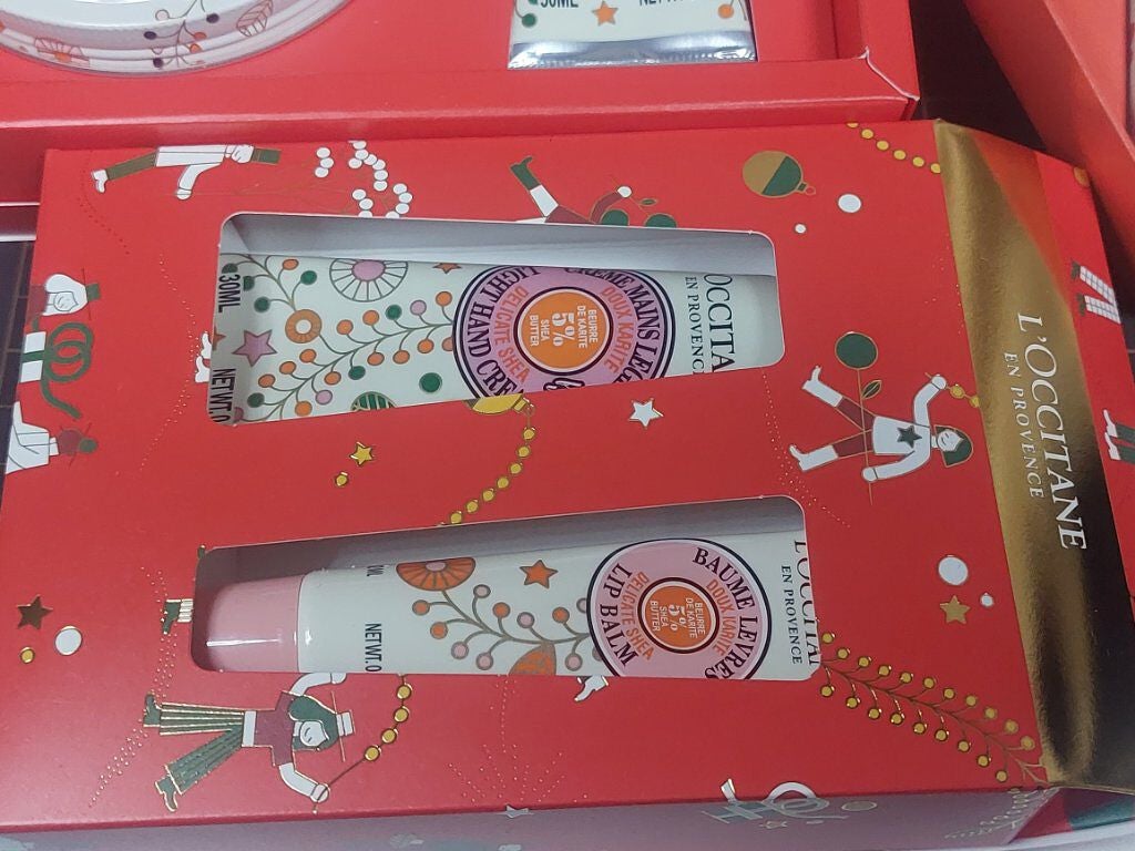 フローラルコットン スノーシア ボディ&ハンド/L'OCCITANE/その他キットセットを使ったクチコミ(4枚目)