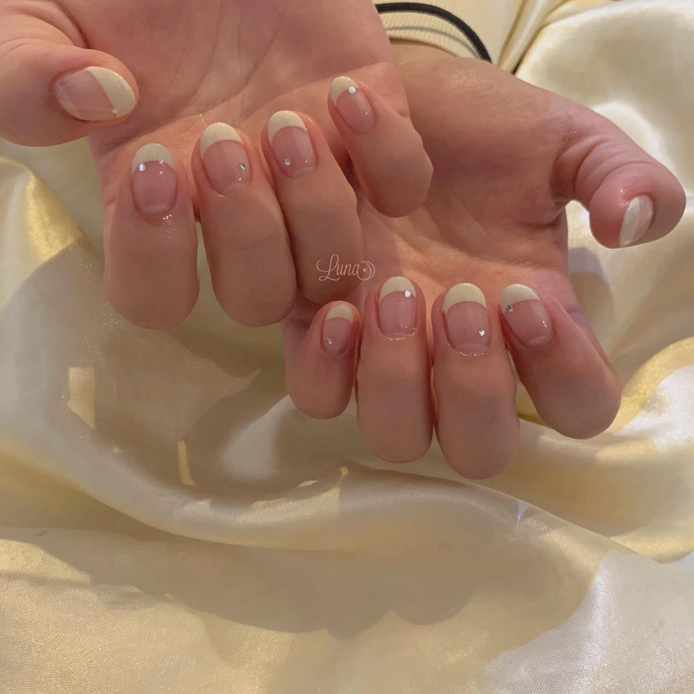 Iuna. Mizuki on LIPS 「.ivoryfrench🍨#nail#nailstagram#..」(1枚目)