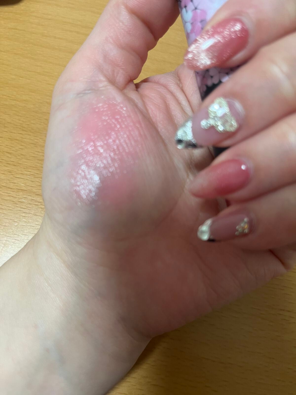 グロー プレイ リップ バーム M·A·C BLACK CHERRY/M・A・C/リップケアを使ったクチコミ(3枚目)