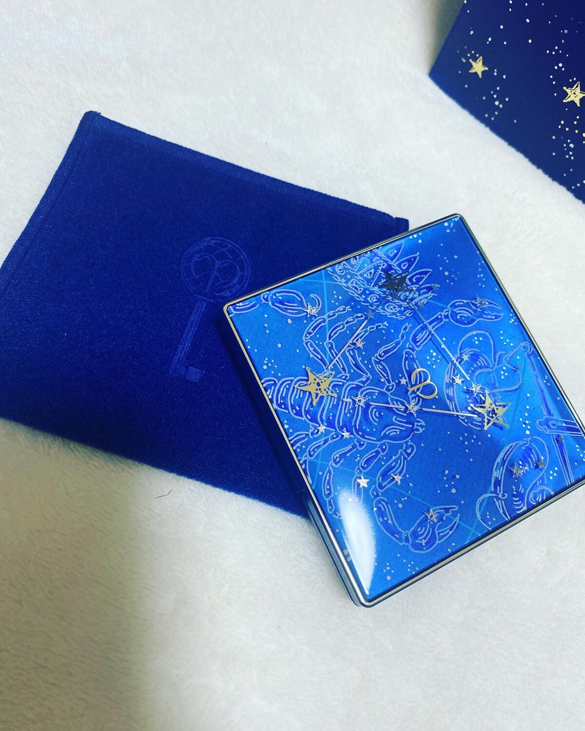 YUYU on LIPS 「ホリデーコスメクレドも購入…🎄✨こちらも購入する気なかったんだ..」(4枚目)