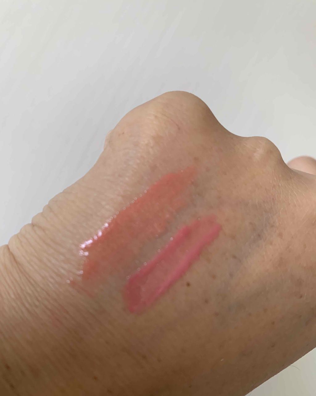 クラシック フィルム グロス/RMK/リップグロスを使ったクチコミ(3枚目)