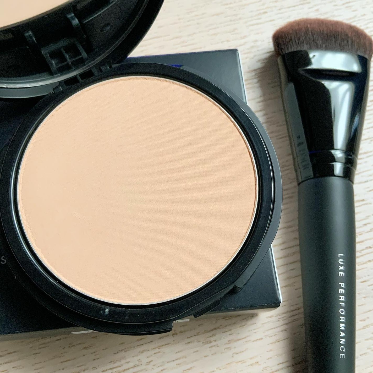 ベアプロ 16HR パウダー ファンデーション/bareMinerals/パウダーファンデーションを使ったクチコミ(3枚目)