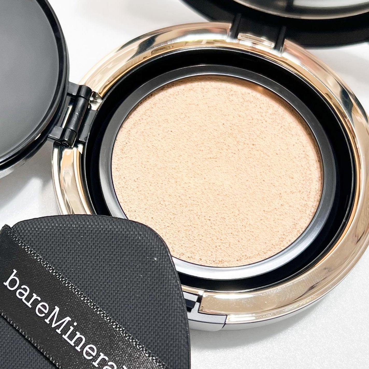 オリジナル ピュア セラム カバーアップ クッション/bareMinerals/クッションファンデーションを使ったクチコミ(4枚目)