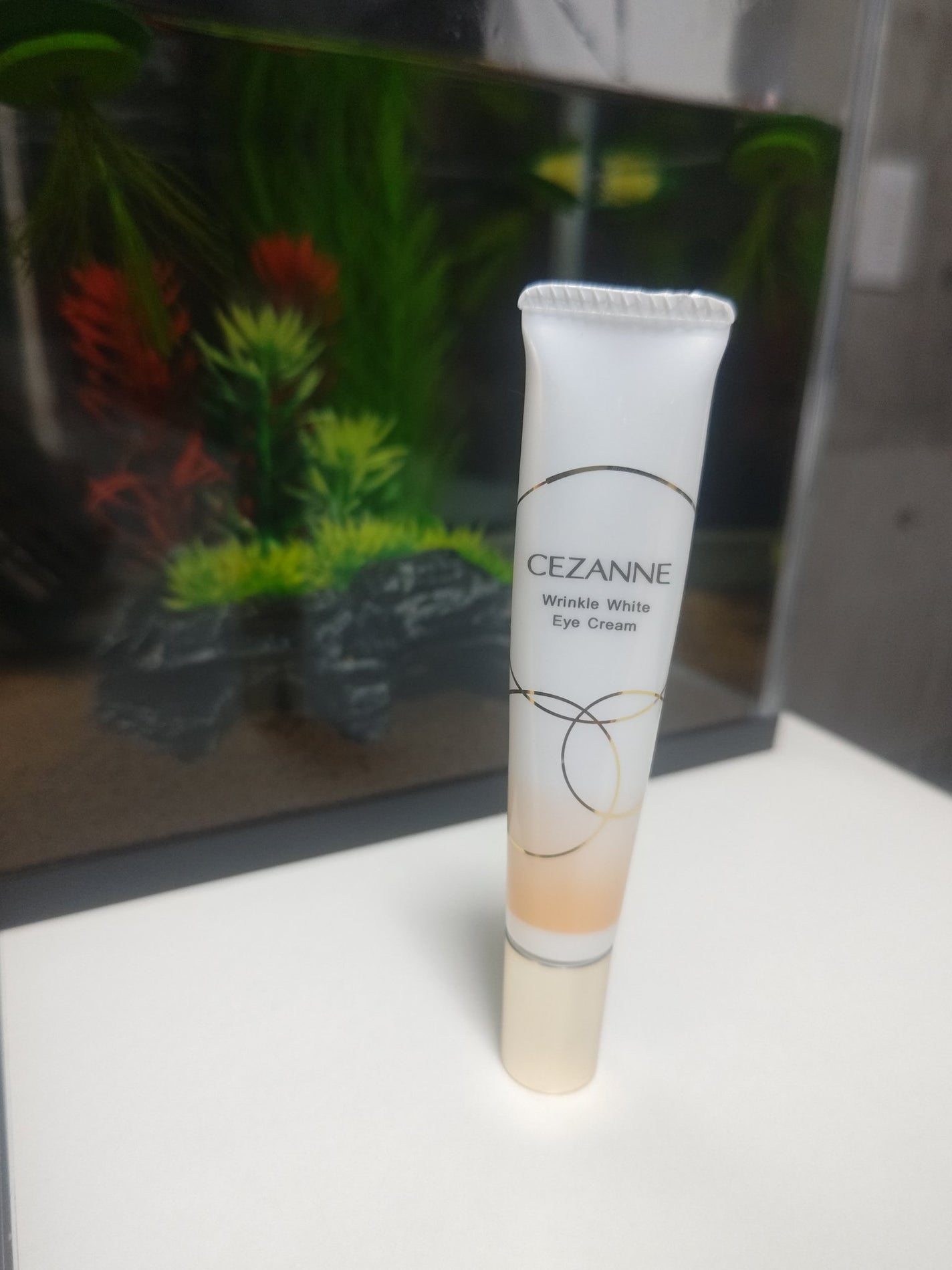 リンクルホワイトアイクリーム/CEZANNE/アイケア・アイクリームを使ったクチコミ(1枚目)
