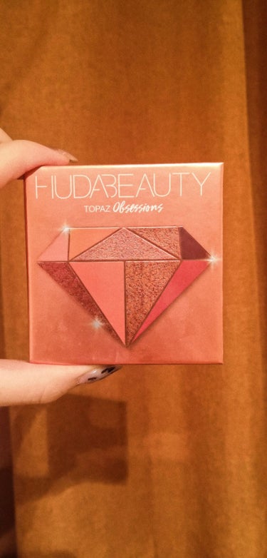 Obsessions Eyeshadow Palette/Huda Beauty/パウダーアイシャドウを使ったクチコミ（1枚目）