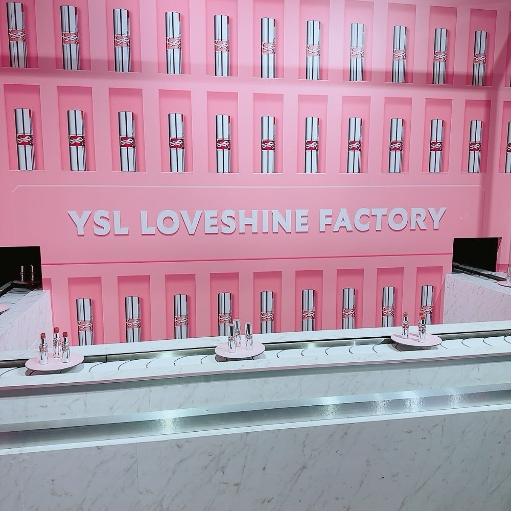 あや on LIPS 「☁️YSLLOVESHINEFACTORY☁️渋谷で開催されて..」(2枚目)