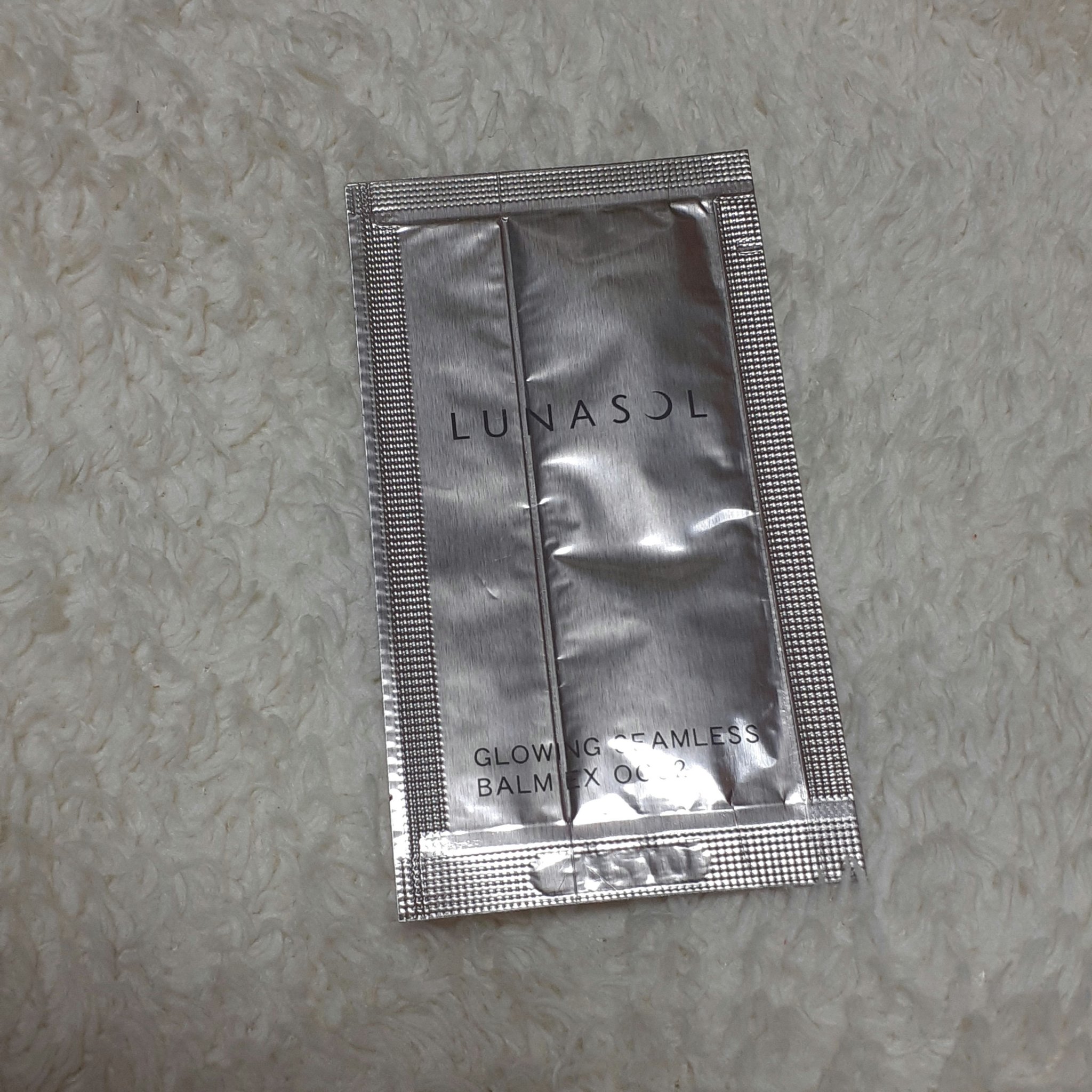 グロウイングシームレスバームEX/LUNASOL/クリーム・エマルジョンファンデーションを使ったクチコミ（1枚目）