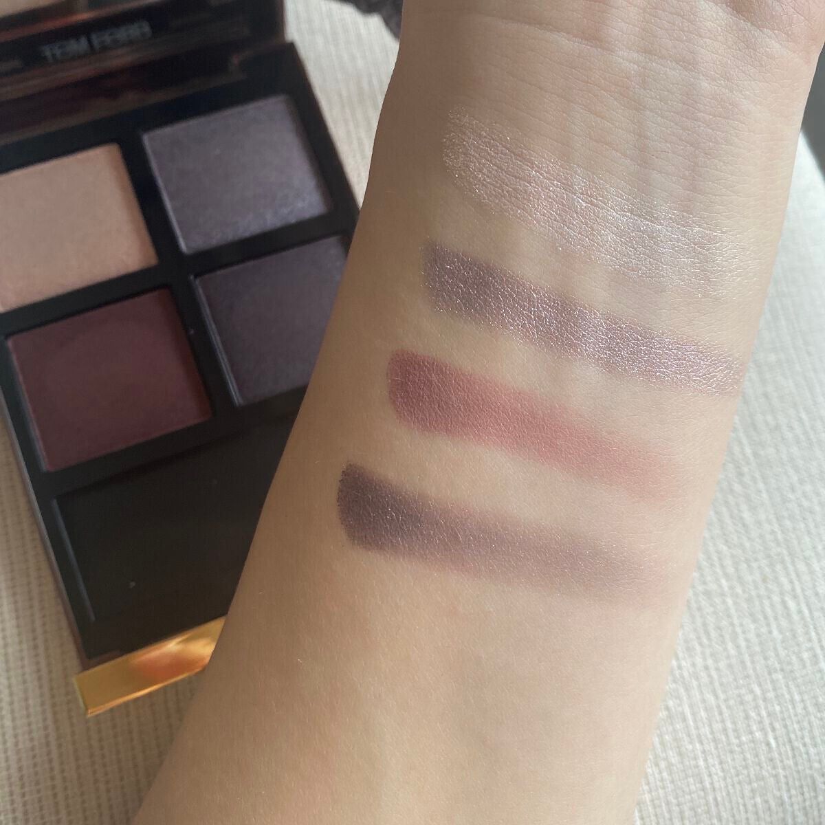 トムフォード アイカラークォード バイオレットサテン アイ カラー クォード C39 バイオレット サテン / TOM FORD