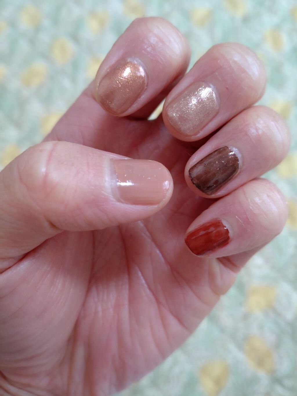 ネイルポリッシュ 114 CULTURE CONNECTOR/THREE/マニキュアを使ったクチコミ（3枚目）