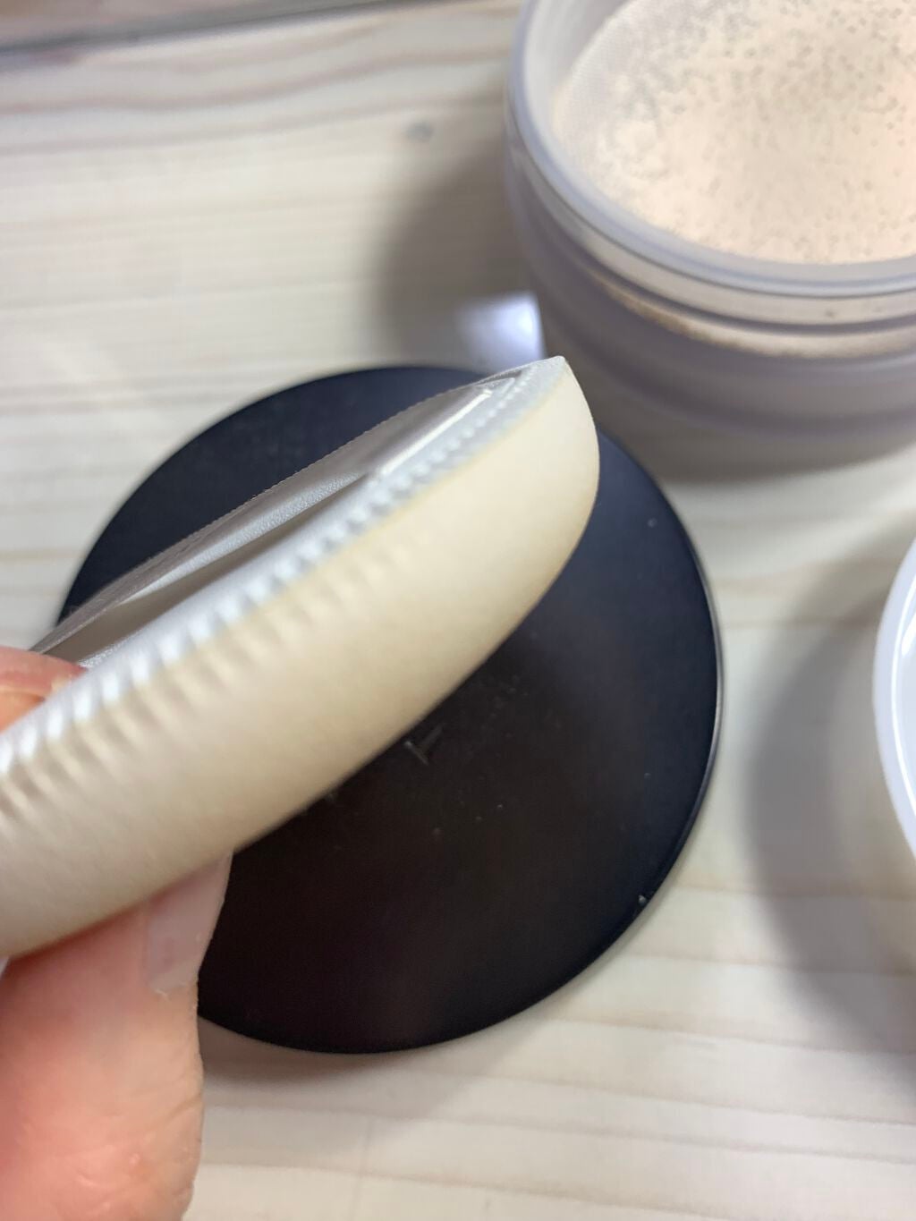 アドバンスドエシリアルスムースオペレーター ルースパウダー/THREE/ルースパウダーを使ったクチコミ(3枚目)