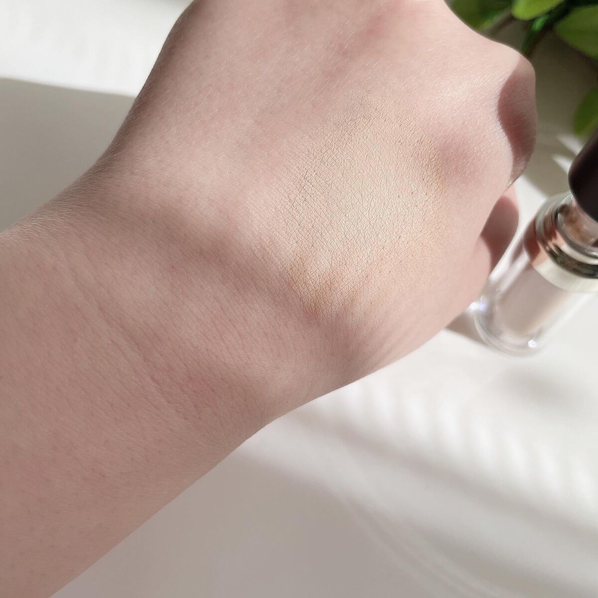 タトゥーウォータープルーフスカーコンシーラー/フォレンコス/リキッドコンシーラーを使ったクチコミ(4枚目)