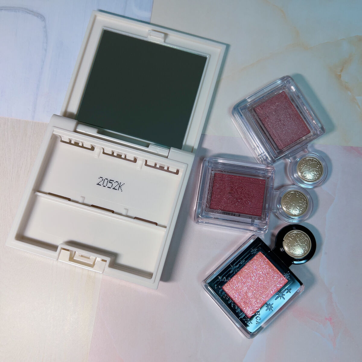 シャドーカスタマイズ/MAJOLICA MAJORCA/単色アイシャドウを使ったクチコミ（2枚目）