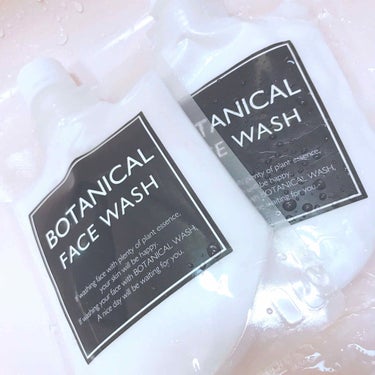 〜ボタニカル（洗顔）〜
こんにちは🌞
今回は私が普段使っている#BOTANICAL FACE WASHを紹介します！

『Good』
キメ細やかな泡で、洗い上がりの突っ張りもなく、しっとりした洗い上がり