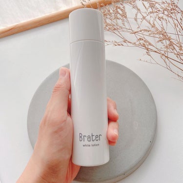 Brater Brater 薬用美白ローションのクチコミ「もっちりしっとり“透明感”あふれる肌へ✨
⁡
潤いながら美白する化粧水
Brater（ブレイタ.....」（2枚目）