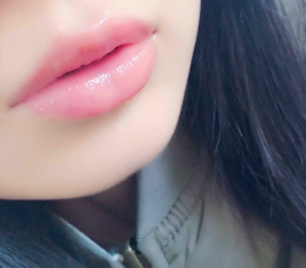 38°C / 99°F リップトリートメント (リップ美容液)/UZU BY FLOWFUSHI/リップケアを使ったクチコミ（2枚目）