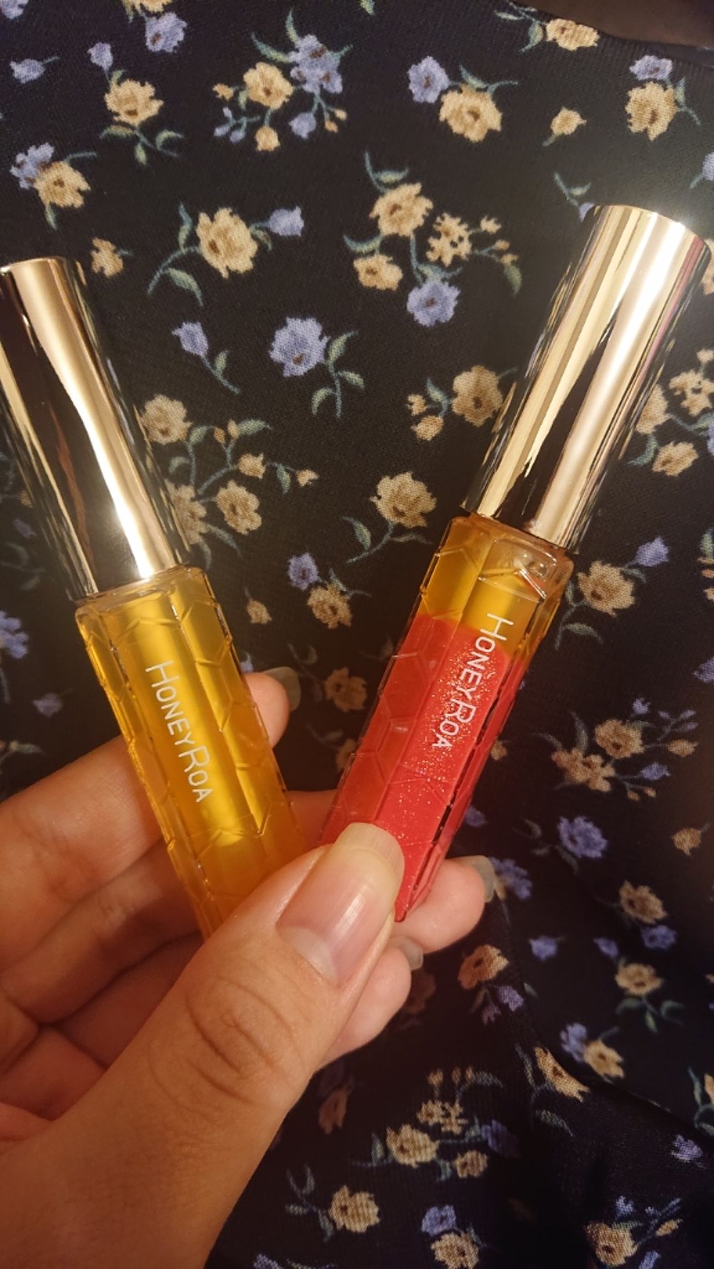 ハニーラスター r/ROAlív/リップグロスを使ったクチコミ(3枚目)