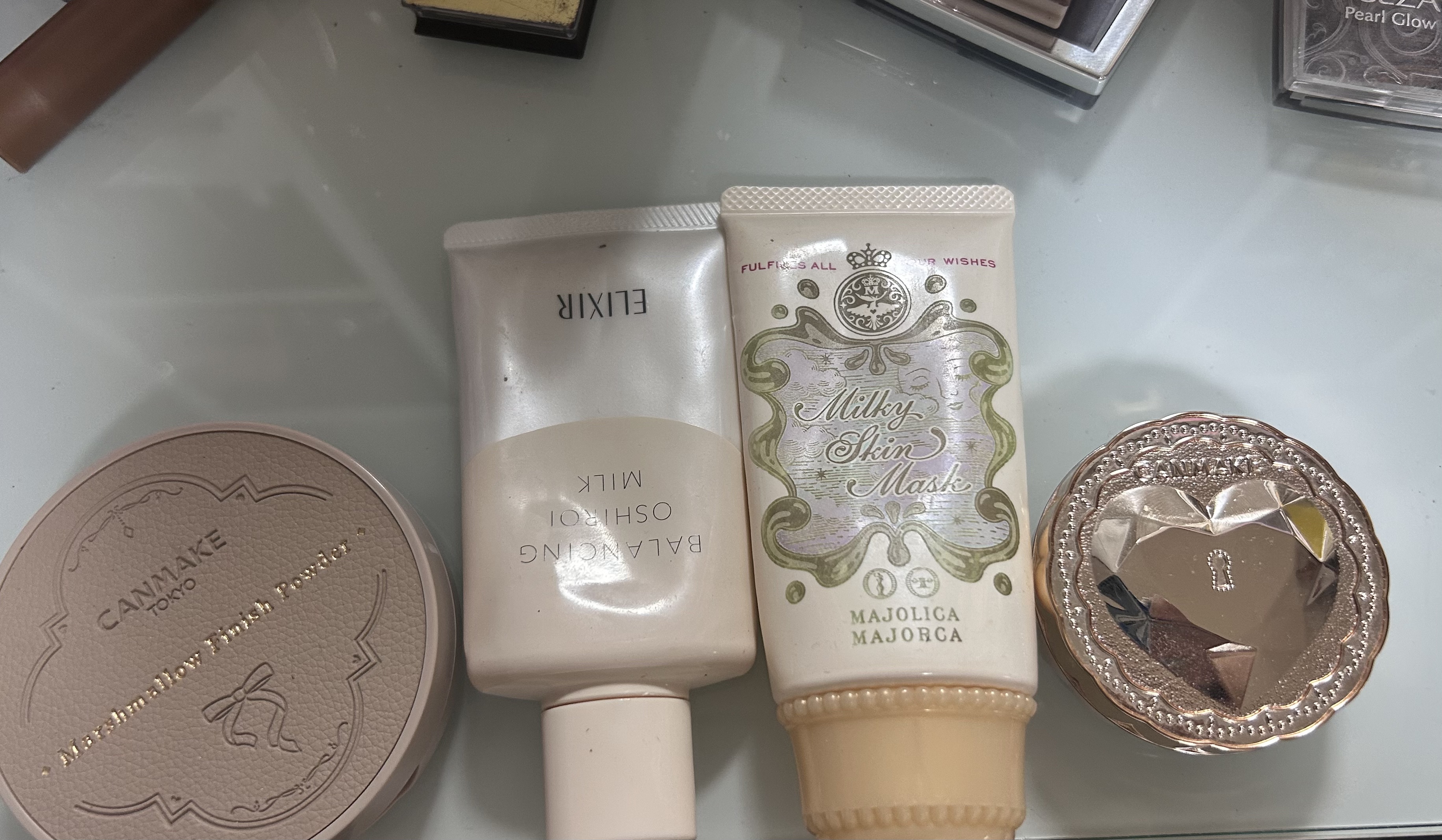ミルキースキンマスク/MAJOLICA MAJORCA/化粧下地を使ったクチコミ（1枚目）