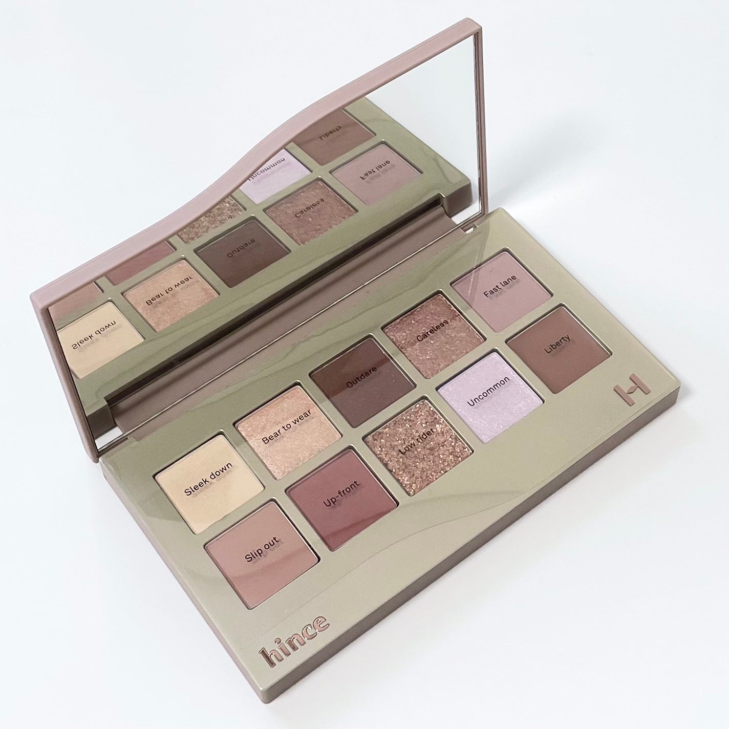 ニューデップスアイシャドウパレット/hince/アイシャドウパレットを使ったクチコミ(3枚目)