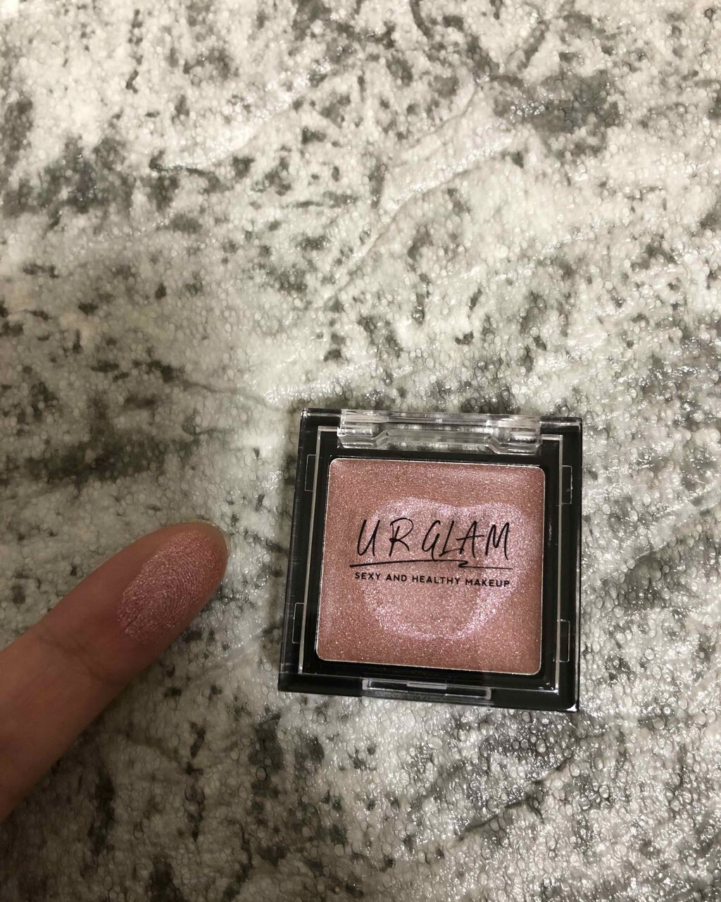 UR GLAM POWDER EYESHADOW/U R GLAM/単色アイシャドウを使ったクチコミ(2枚目)