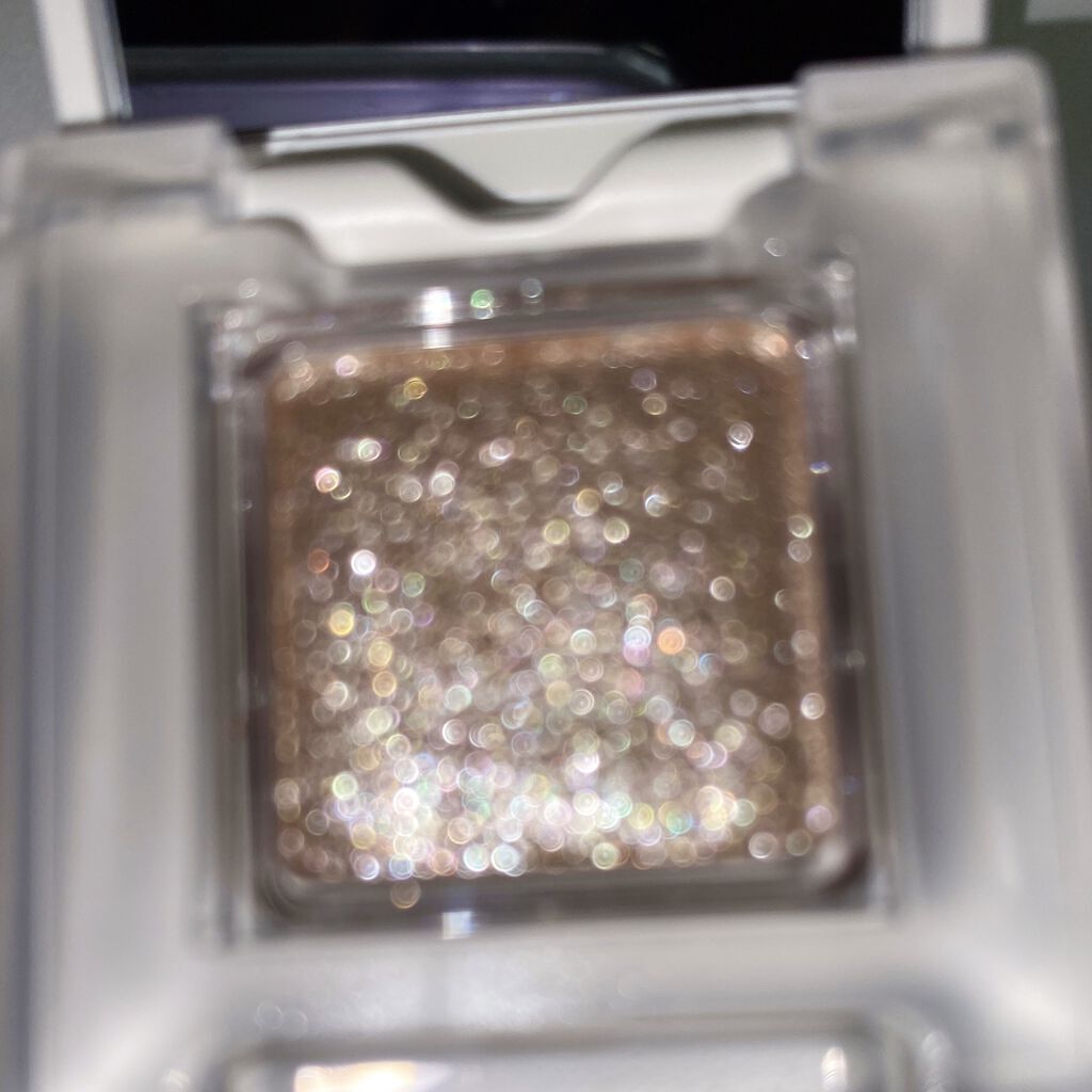 アイカラー プレイフル MN03/エレガンス クルーズ/単色アイシャドウを使ったクチコミ（3枚目）