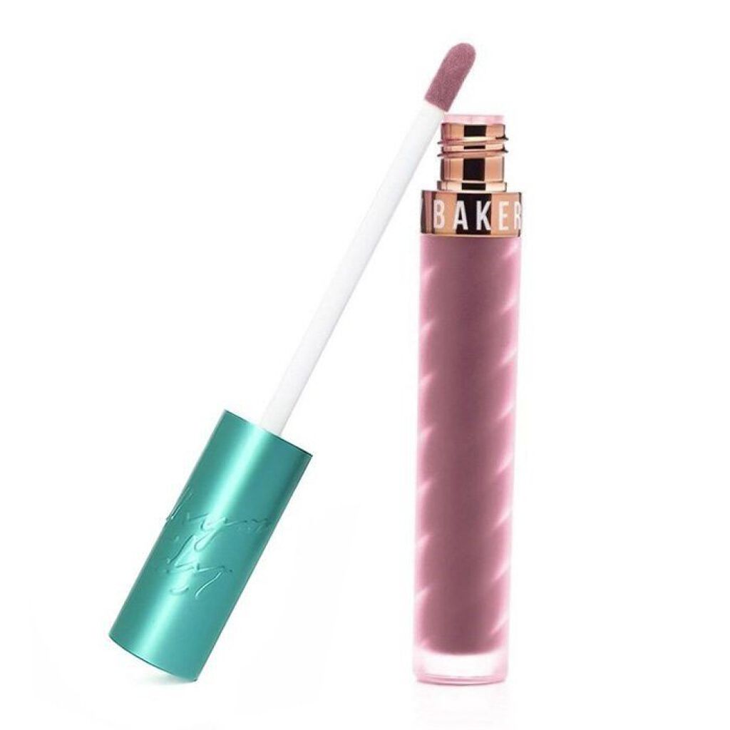 リップホイップ ベルサイユ