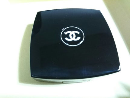 プードゥル ユニヴェルセル コンパクト/CHANEL/プレストパウダーを使ったクチコミ(1枚目)