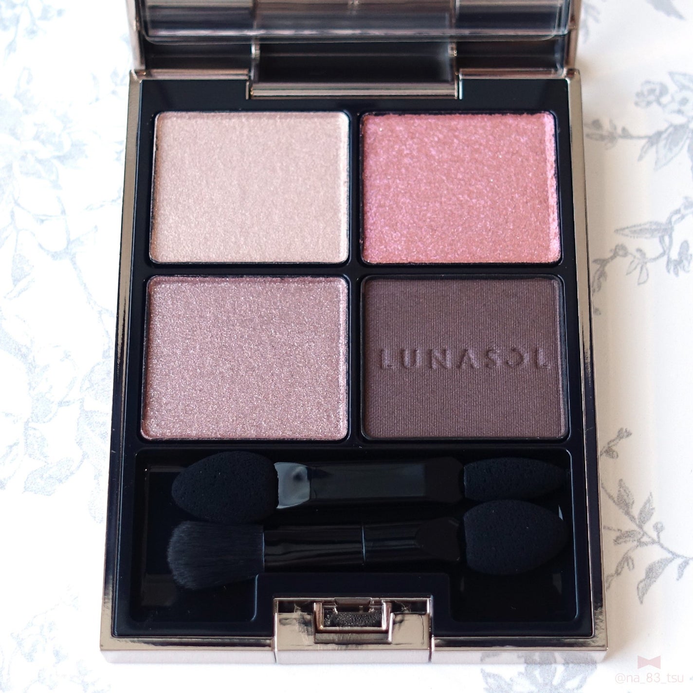 アイカラーレーション/LUNASOL/アイシャドウパレットを使ったクチコミ(3枚目)