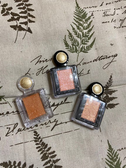 シャドーカスタマイズ/MAJOLICA MAJORCA/単色アイシャドウを使ったクチコミ(2枚目)