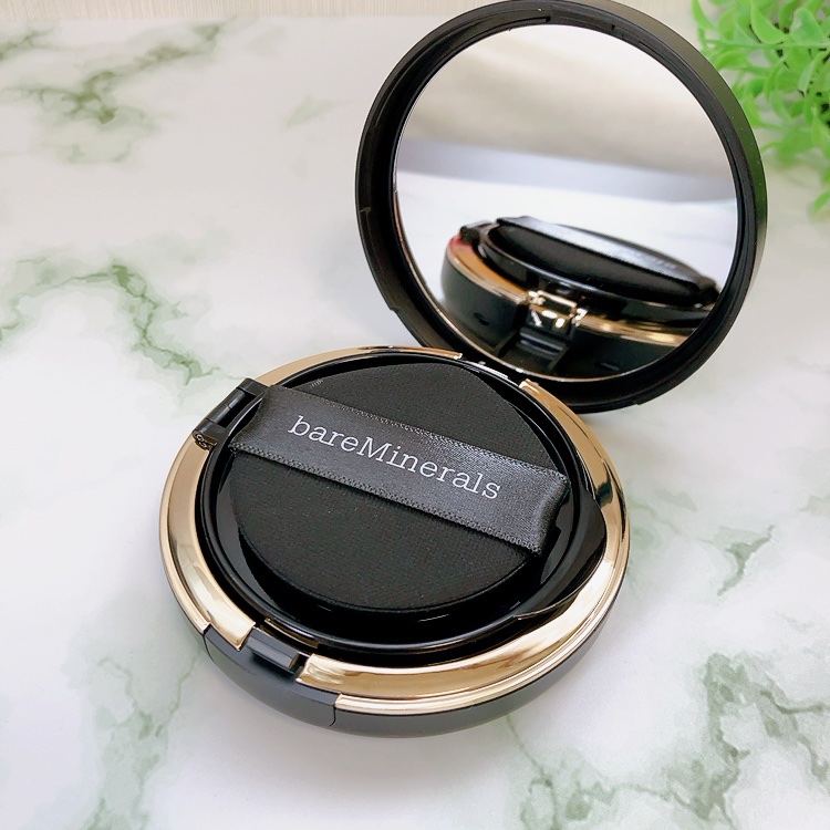 オリジナル ピュア セラム カバーアップ クッション/bareMinerals/クッションファンデーションを使ったクチコミ（2枚目）