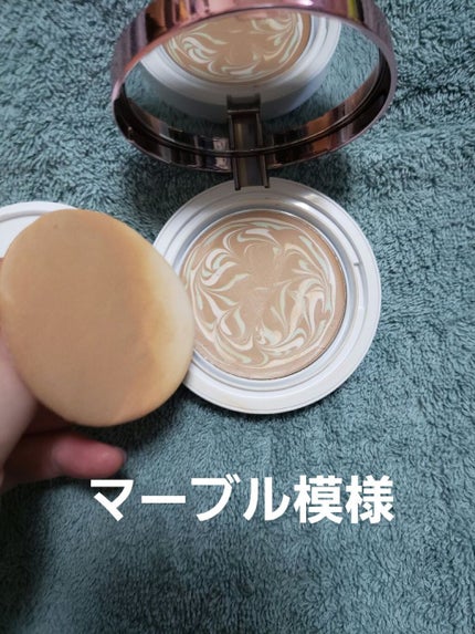 シカムーンライトパクト/4YE/クッションファンデーションを使ったクチコミ(3枚目)