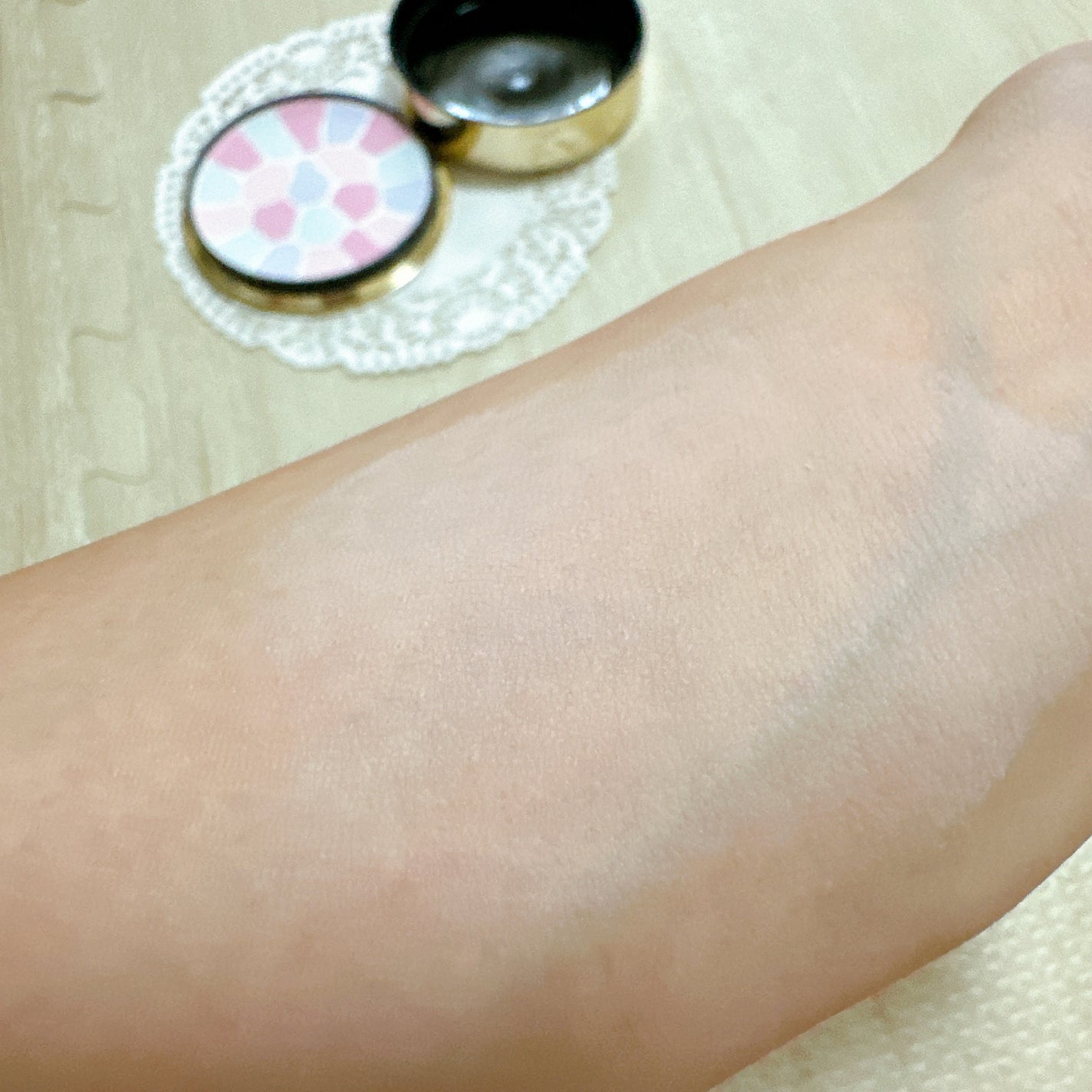 エレガンス ラ プードル オートニュアンス リクスィーズ/Elégance/プレストパウダーを使ったクチコミ(4枚目)