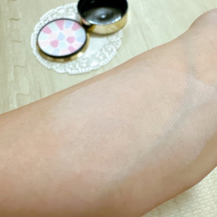 エレガンス ラ プードル オートニュアンス リクスィーズ/Elégance/プレストパウダーを使ったクチコミ(4枚目)