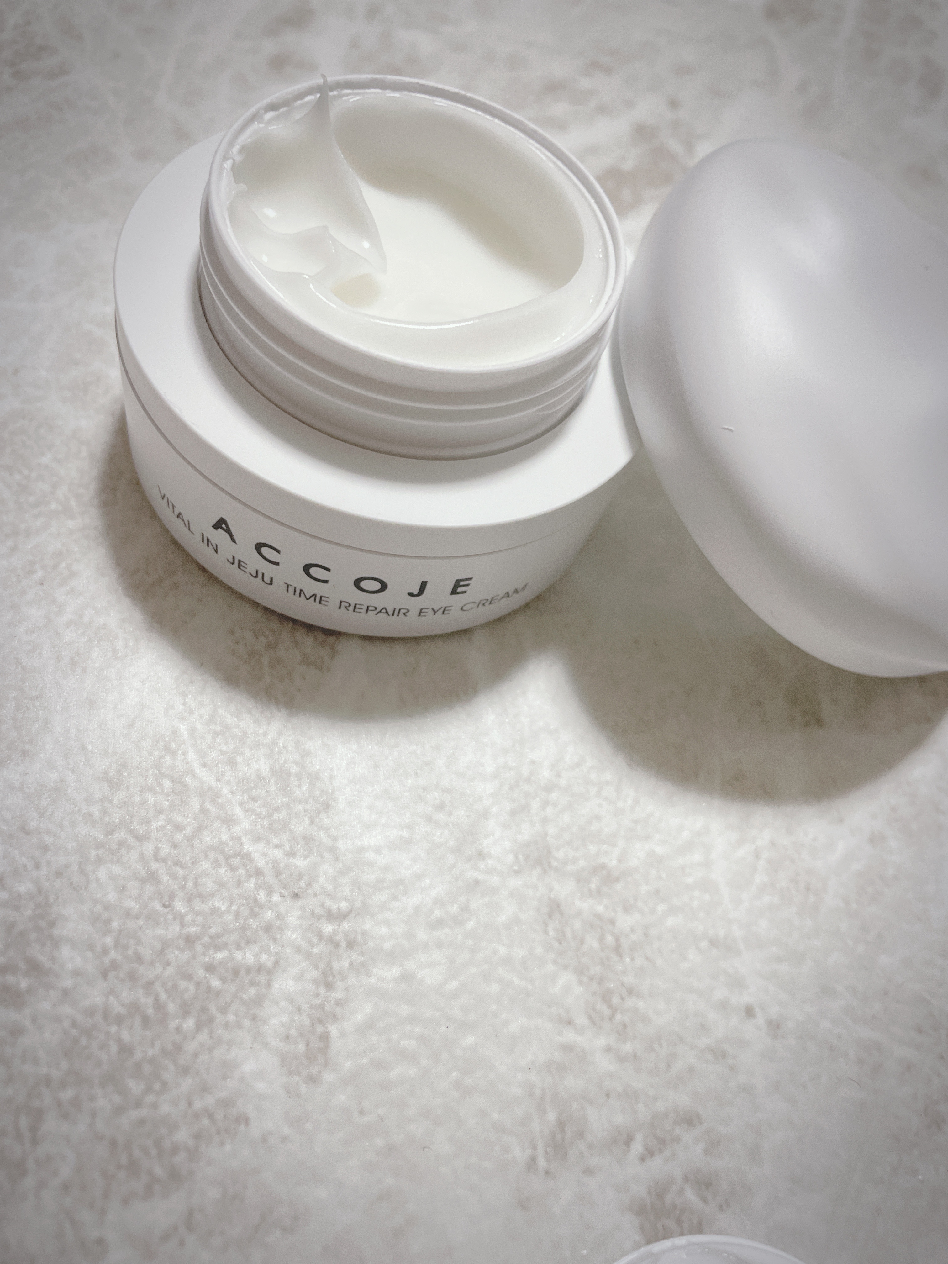 バイタル イン ジェジュ タイム リペア アイクリーム/ACCOJE/アイケア・アイクリームを使ったクチコミ（3枚目）