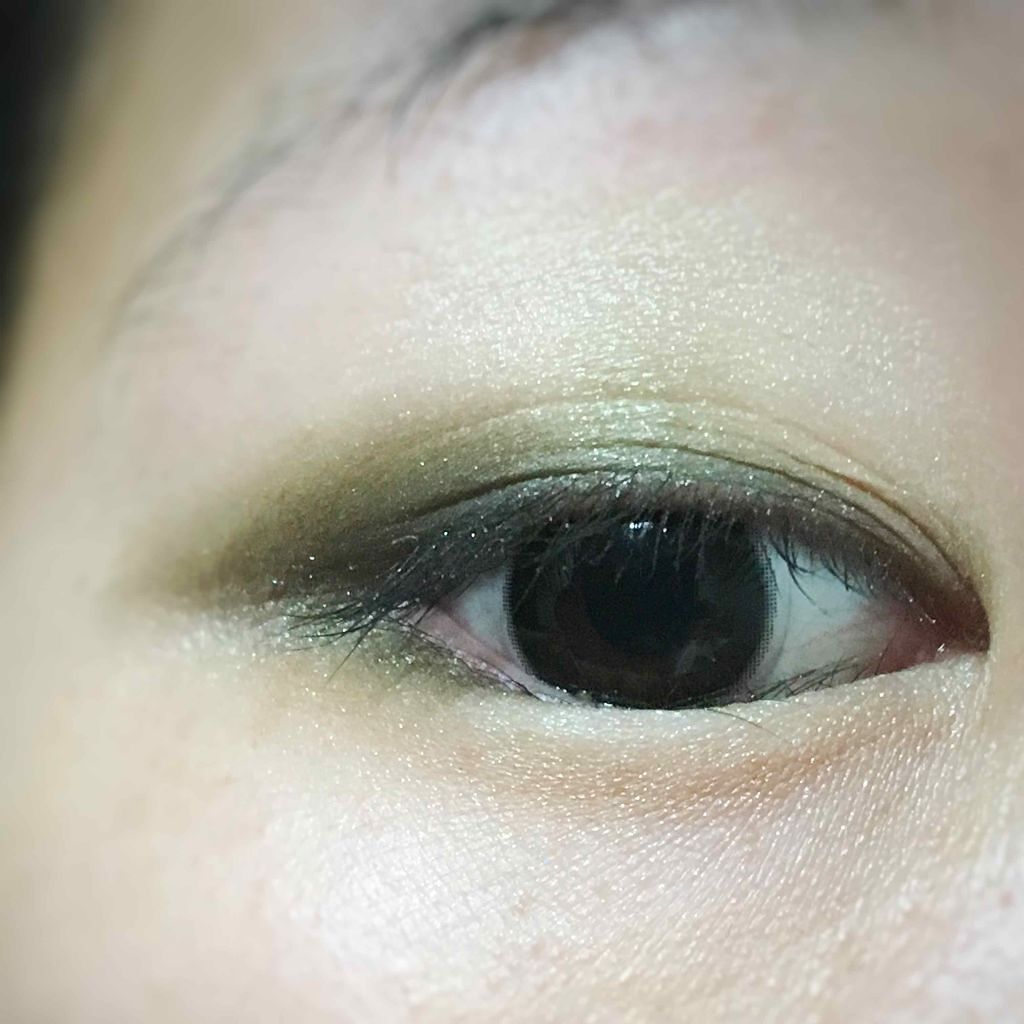 REVLON フォトレディ プライマー プラス シャドウのクチコミ「【👀あります…❕】

こんばんは、さのりです。
一気に暑くなってヘロヘロです…

夏は化粧崩れ.....」（3枚目）