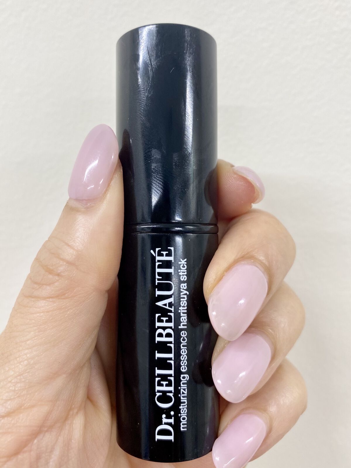 潤い美容液ハリツヤスティック/Dr.CELLBEAUTÉ/美容液を使ったクチコミ（1枚目）
